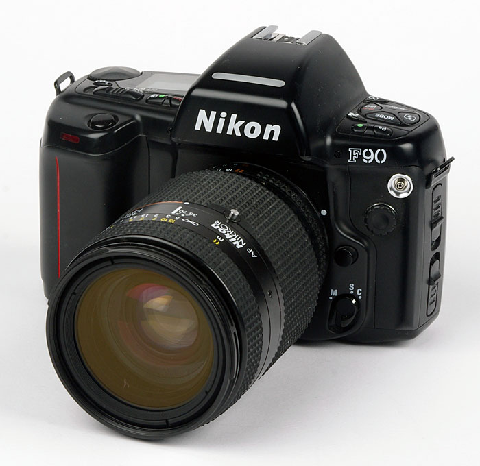 Page du Nikon F90